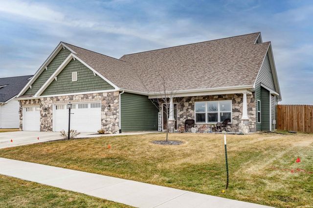 10462 Chestnut Creek Boulevard, Fort Wayne, IN 46814