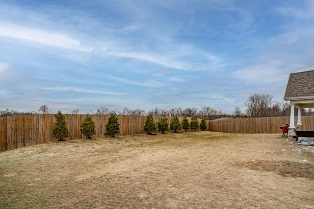 10462 Chestnut Creek Boulevard, Fort Wayne, IN 46814