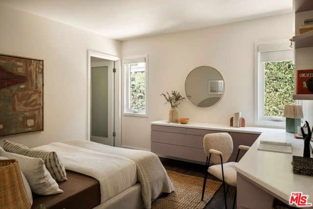 3758 Barry Avenue, Los Angeles, CA 90066