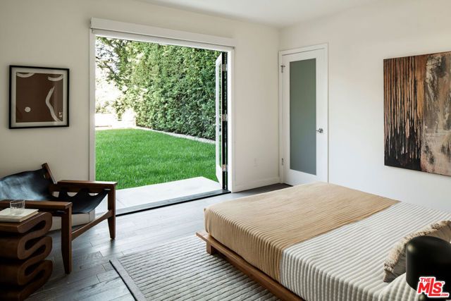 3758 Barry Avenue, Los Angeles, CA 90066