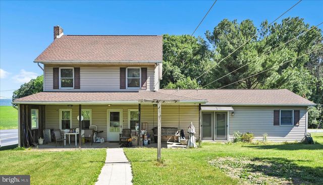 5235 FOUR POINT RD, Bethel, PA 19507