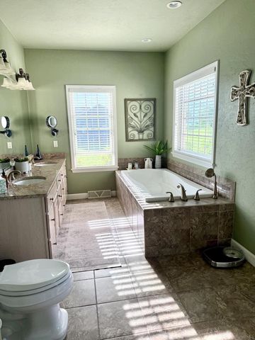 4730 N Catawba DRIVE, Milton, WI 53563