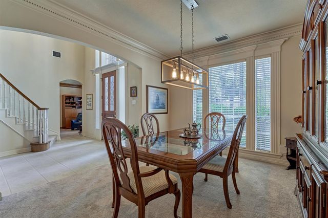 14 Clarion Ridge, The Woodlands, TX 77382