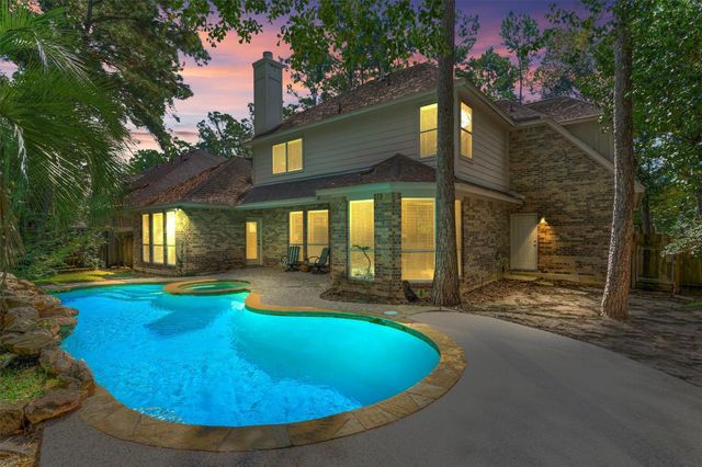 14 Clarion Ridge, The Woodlands, TX 77382