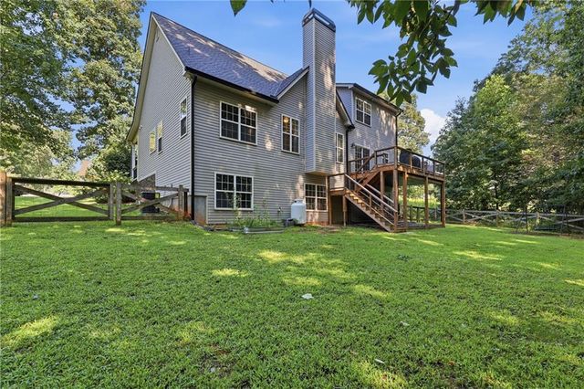 342 Stonington Drive, Mount Airy, GA 30563