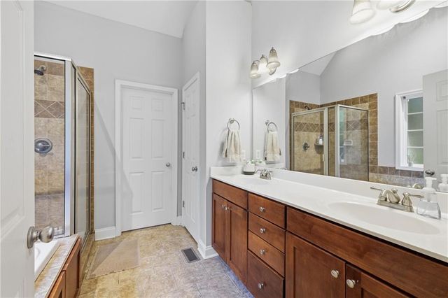 342 Stonington Drive, Mount Airy, GA 30563