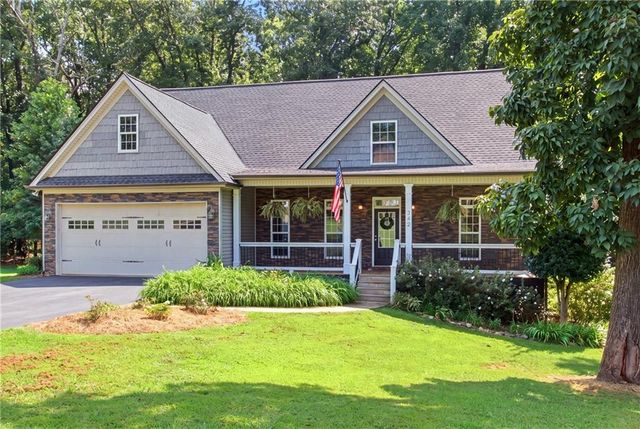 342 Stonington Drive, Mount Airy, GA 30563