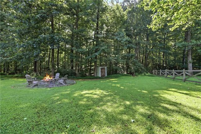 342 Stonington Drive, Mount Airy, GA 30563