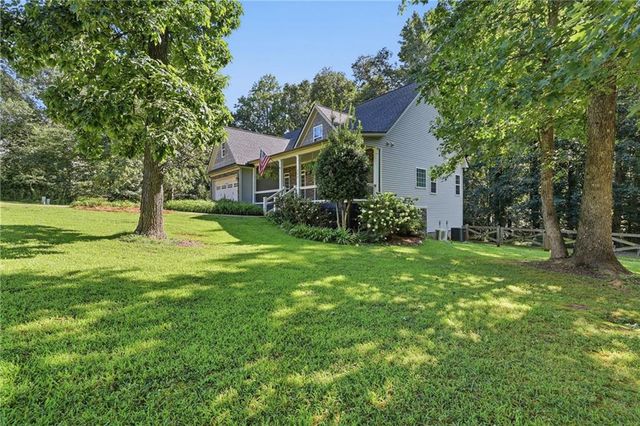 342 Stonington Drive, Mount Airy, GA 30563