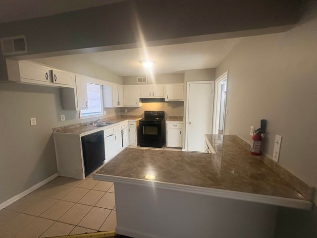 3420 ADRICK RD, Memphis, TN 38128