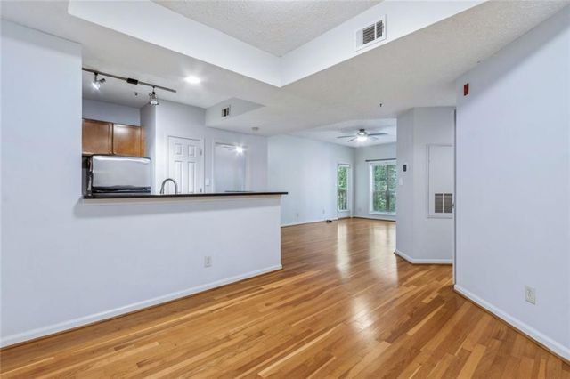 1250 Parkwood Circle SE 3204, Atlanta, GA 30339