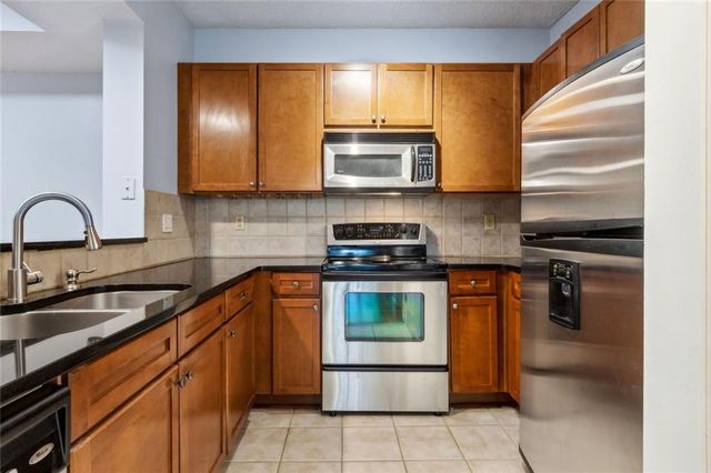 1250 Parkwood Circle SE 3204, Atlanta, GA 30339