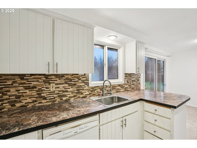 2313 Ne 156TH Ave, Vancouver, WA 98684