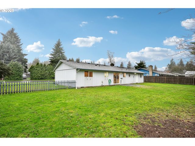 2313 Ne 156TH Ave, Vancouver, WA 98684