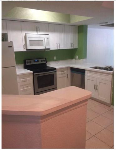 701 SW 148th Avenue, Davie, FL 33325