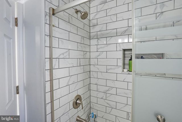 200 ASHMORE AVE, Trenton, NJ 08611