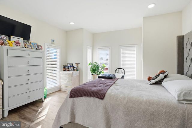 200 ASHMORE AVE, Trenton, NJ 08611