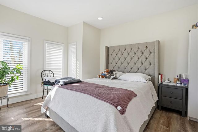 200 ASHMORE AVE, Trenton, NJ 08611