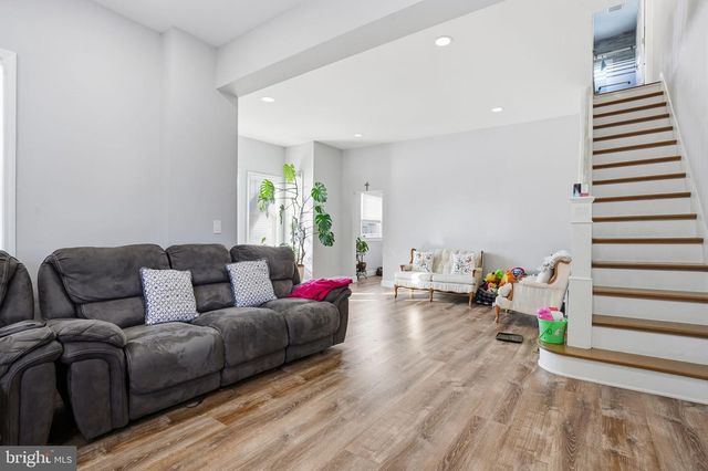 200 ASHMORE AVE, Trenton, NJ 08611