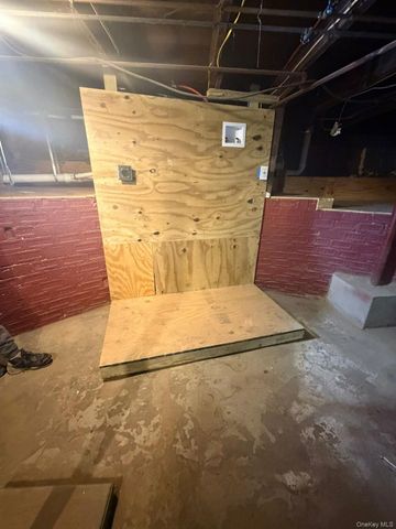 178 N Ocean Avenue, Patchogue, NY 11772