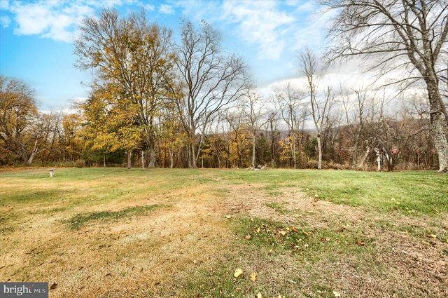 2751 MIDDLE RIDGE, Newport, PA 17074