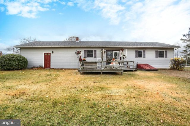 2751 MIDDLE RIDGE, Newport, PA 17074