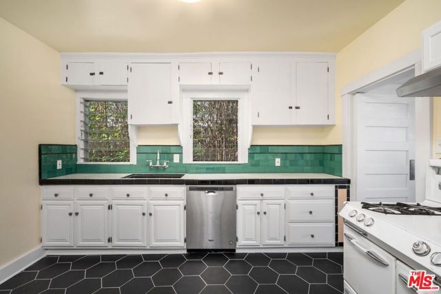 362 N Avenue 57, Los Angeles, CA 90042