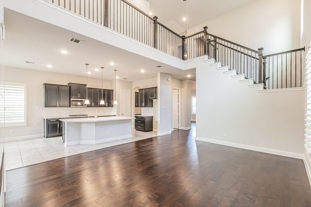 304 Adam Way, Euless, TX 76040