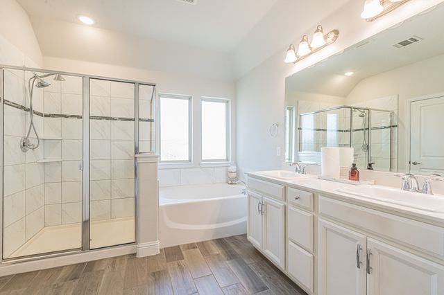 304 Adam Way, Euless, TX 76040