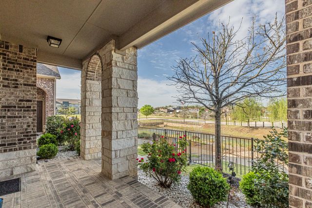 304 Adam Way, Euless, TX 76040