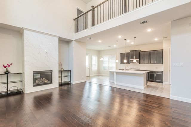 304 Adam Way, Euless, TX 76040