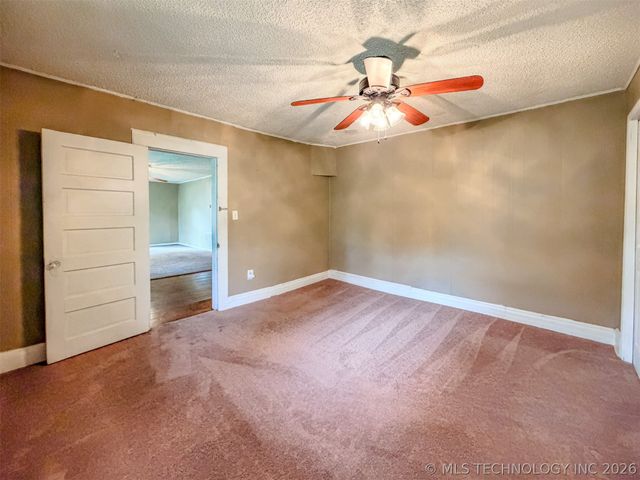 325 W Chickasaw Street, Tahlequah, OK 74464