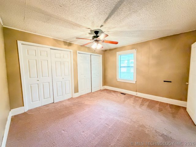 325 W Chickasaw Street, Tahlequah, OK 74464