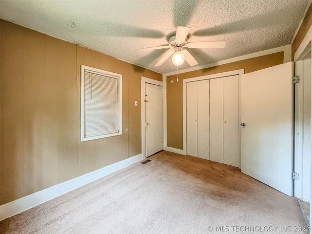 325 W Chickasaw Street, Tahlequah, OK 74464