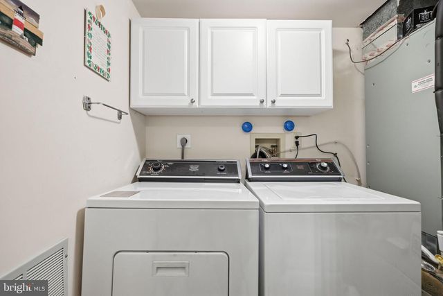 30 S TIMBER RD, Holland, PA 18966