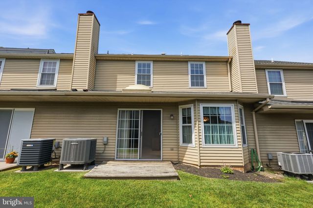 30 S TIMBER RD, Holland, PA 18966