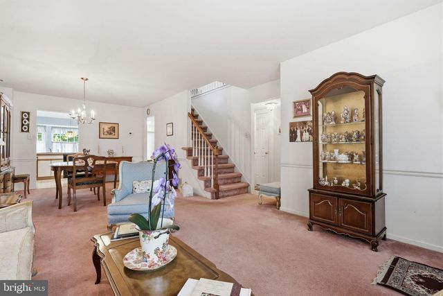 30 S TIMBER RD, Holland, PA 18966
