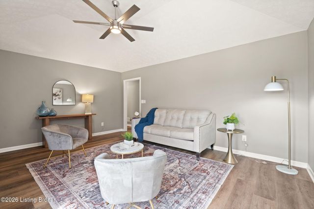 4506 Starks Dr, Louisville, KY 40218