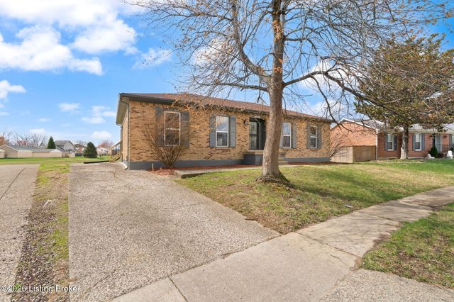 4506 Starks Dr, Louisville, KY 40218