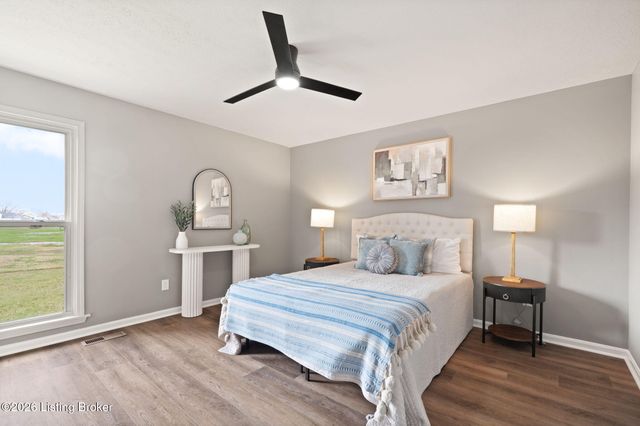 4506 Starks Dr, Louisville, KY 40218