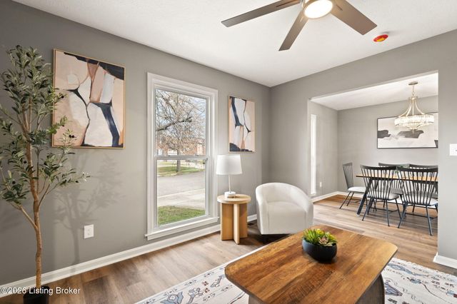 4506 Starks Dr, Louisville, KY 40218