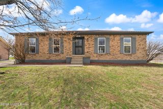 4506 Starks Dr, Louisville, KY 40218