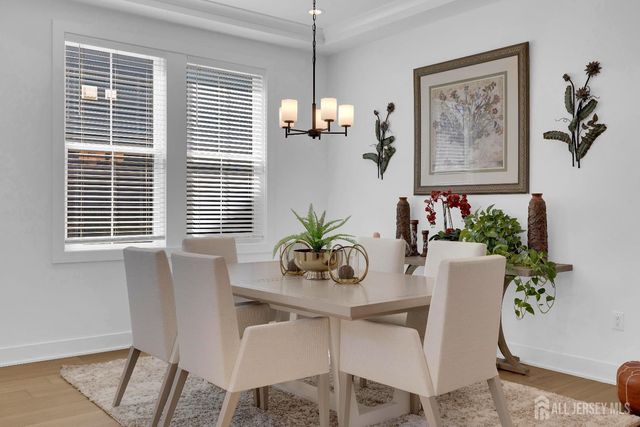 72 Ross Lane, Cranbury, NJ 08512