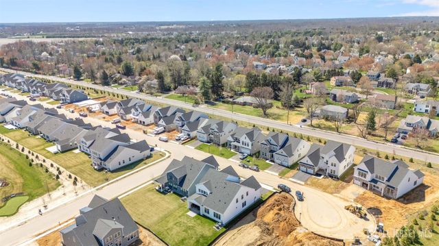 72 Ross Lane, Cranbury, NJ 08512