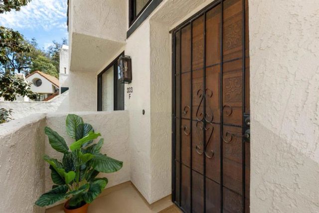 333 N Melrose Dr. F, Vista, CA 92083