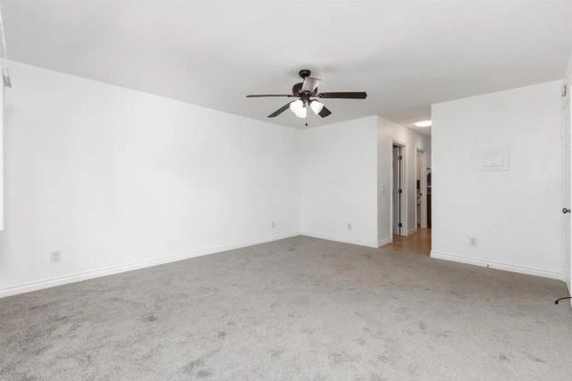 333 N Melrose Dr. F, Vista, CA 92083
