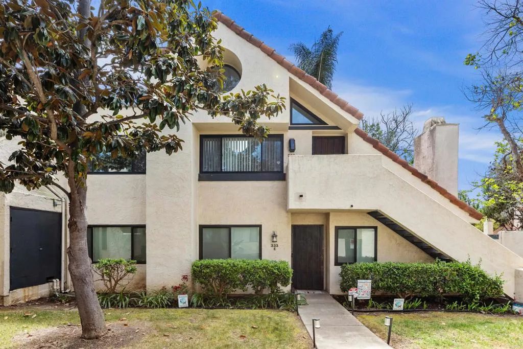333 N Melrose Dr. F, Vista, CA 92083