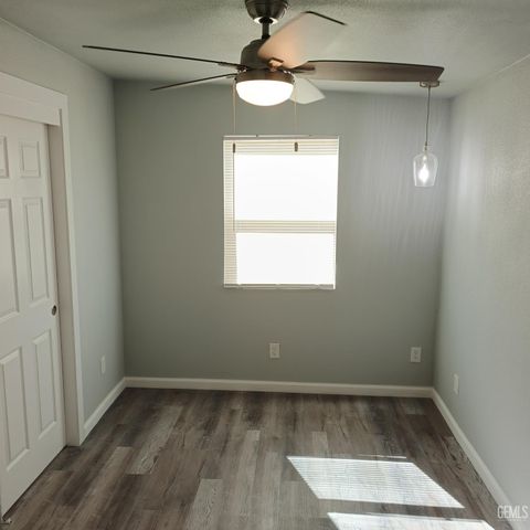 2703 Worthington Avenue, Bakersfield, CA 93308