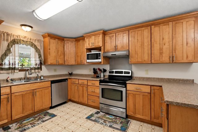 5 Goodwood Cir, Houma, LA 70363