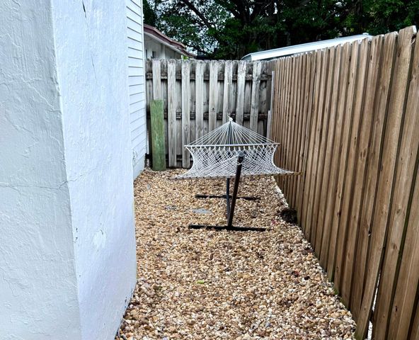 2008 SE 4th Avenue 1-3, Fort Lauderdale, FL 33316